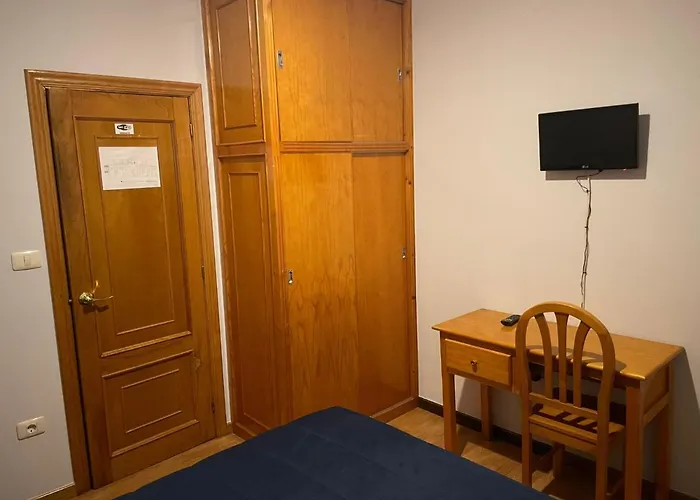 Cid Pensjonat Ourense